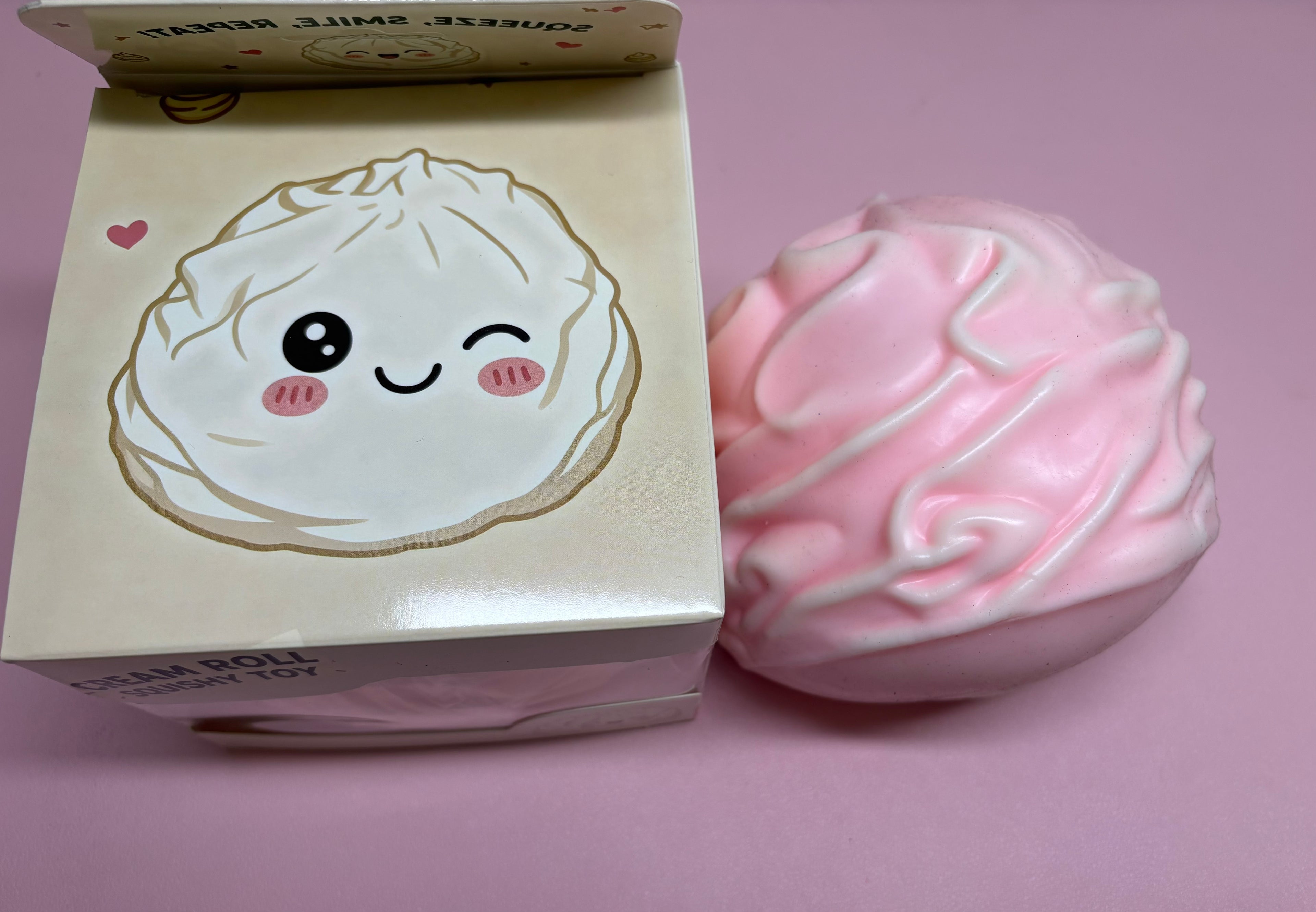 Jumbo Cream Roll