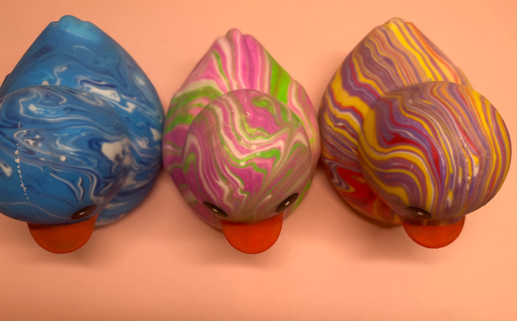 Jumbo Tie-dye Duck